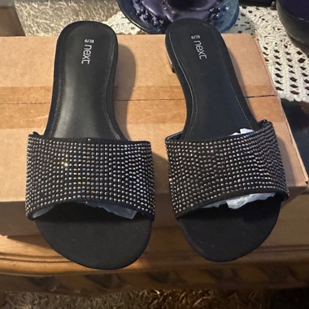sandles